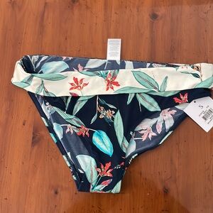 SKYE navy floral, bikini, bottom size medium